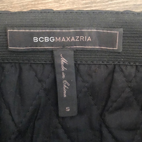 Black BCBG pleather skirt! - Picture 3 of 3